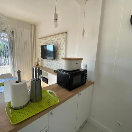 Appartement Amicie, Près Centre, Balcon, Linge Et Ménage Reims