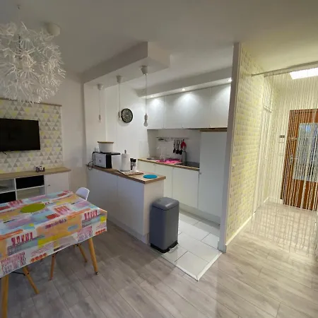 Appartement Amicie, Près Centre, Balcon, Linge Et Ménage Reims